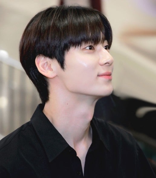 Recent activity shot of Hwang Minhyun