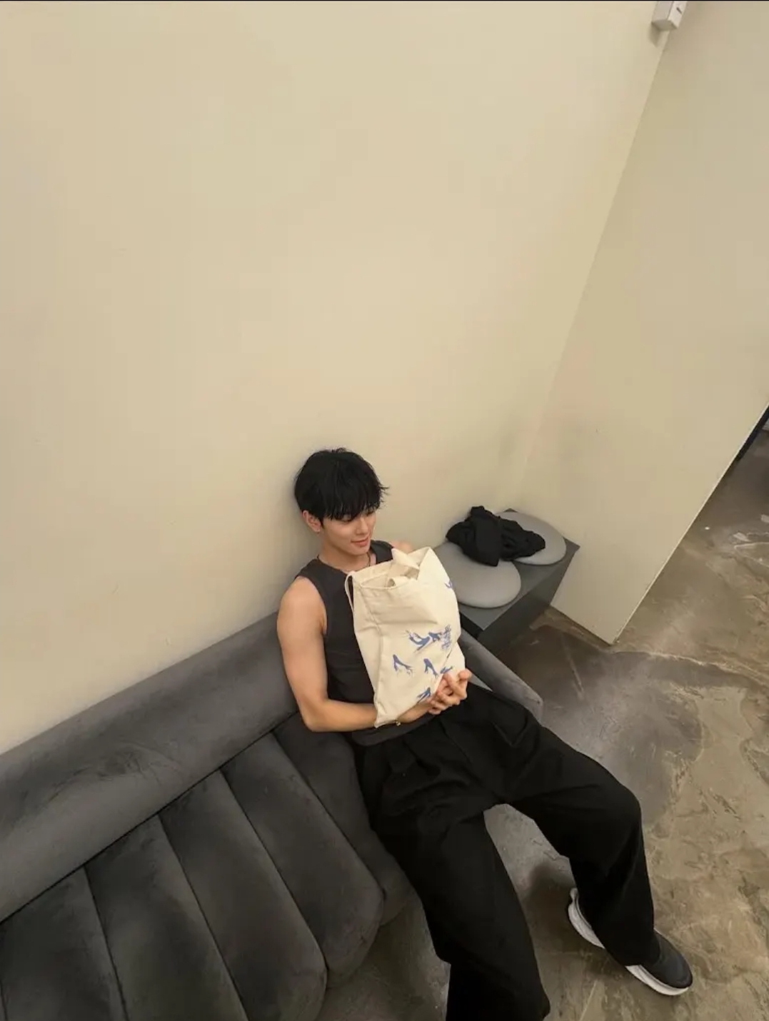 Recent activity shot of Kangmin (VERIVERY)