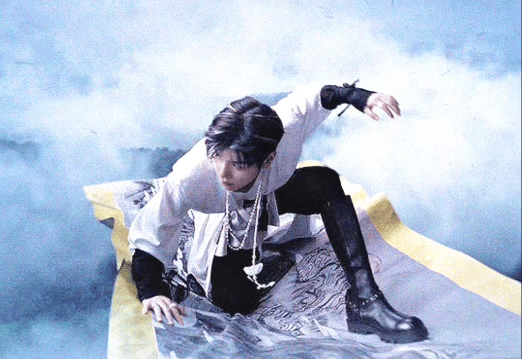 Behind-the-scenes cut of Seungmin (Stray Kids)