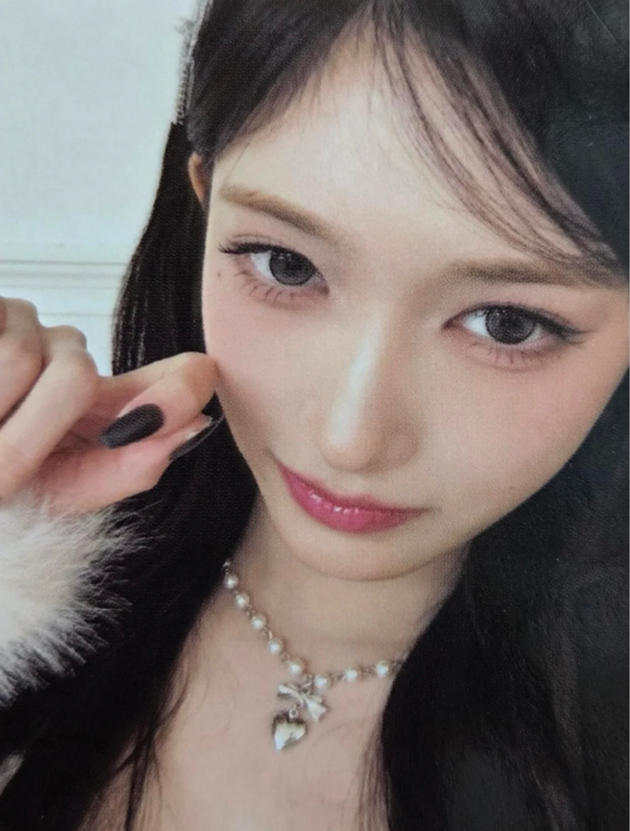 Recent activity shot of Leeseo (IVE)