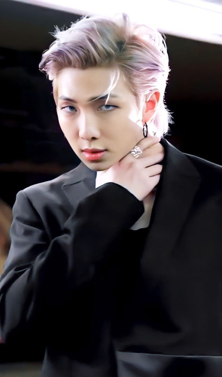 RM (방탄소년단)의 비하인드 컷