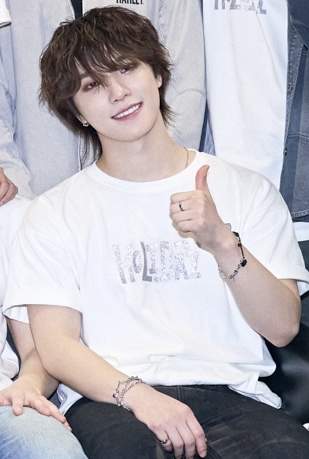 Recent activity shot of Dino (SEVENTEEN)