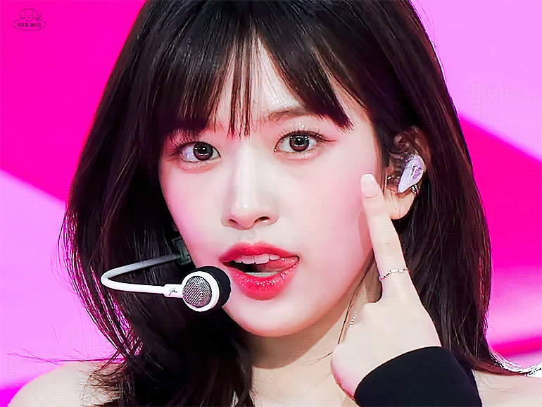 アン・ユジン (IVE)の最近の活動写真