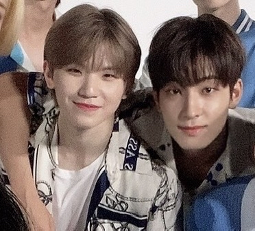 A moment captured by Woozi (SEVENTEEN)'s fan