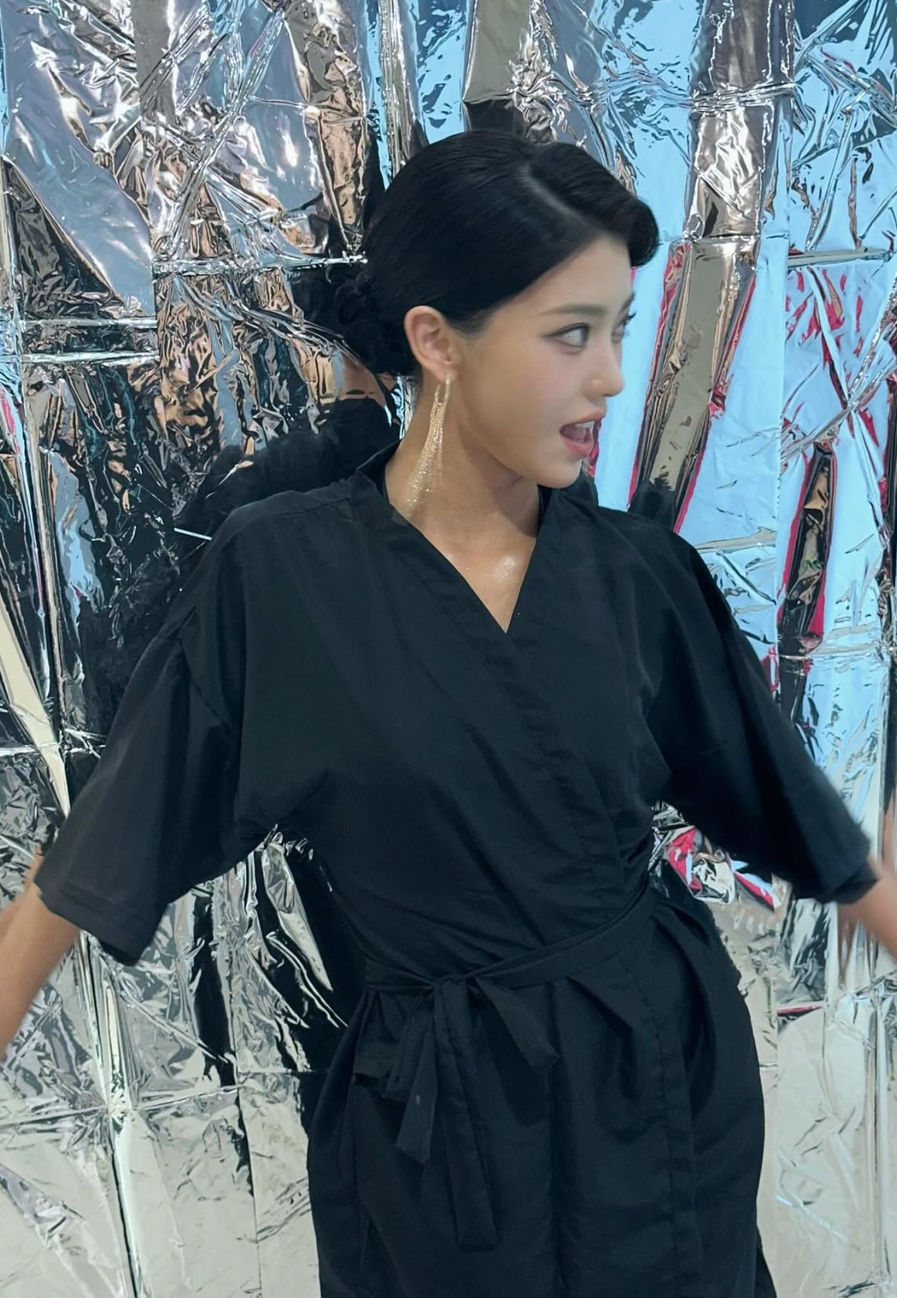Behind-the-scenes cut of Xiao Ting (Kep1er)