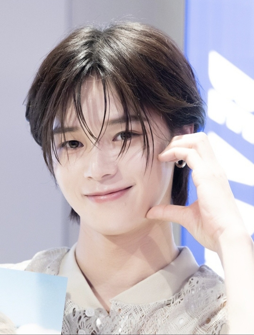 A moment captured by K (&TEAM)'s fan