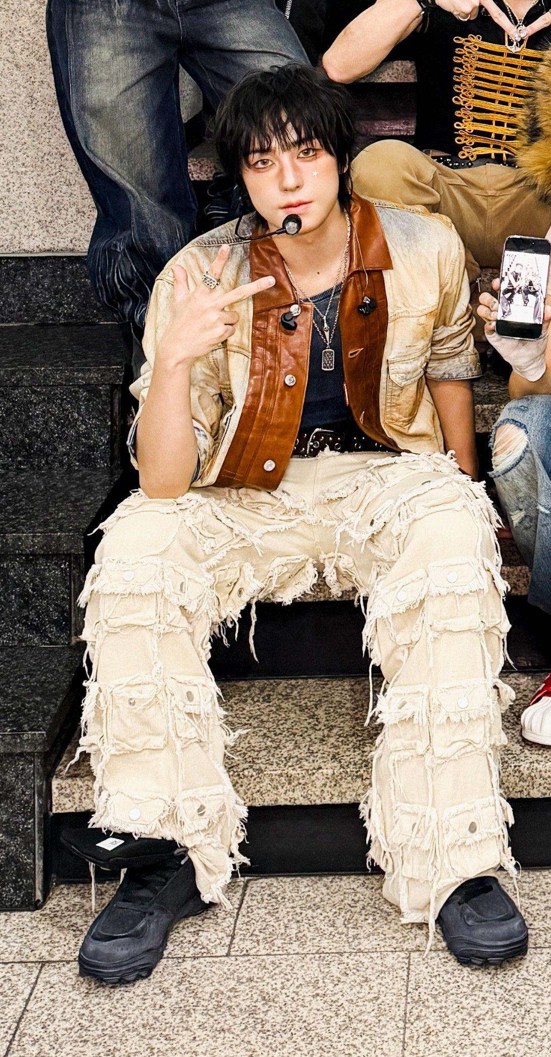 Behind-the-scenes cut of Taki (&TEAM)