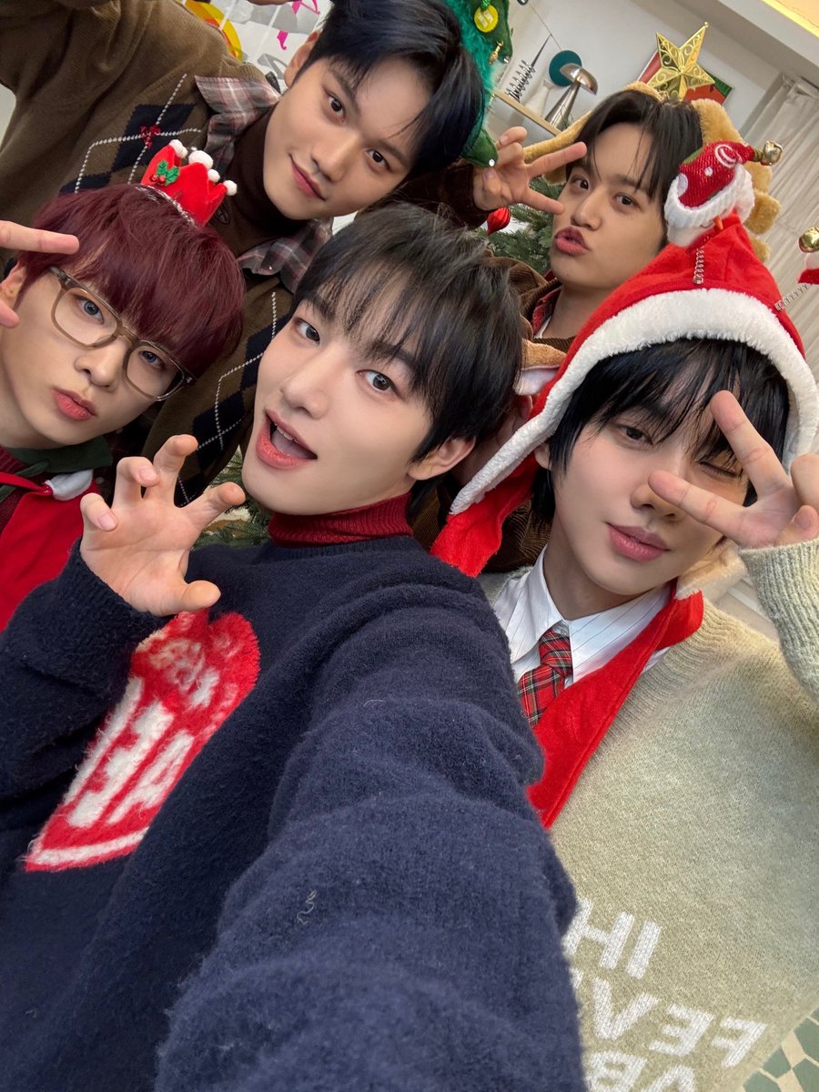 Behind-the-scenes cut of MCND