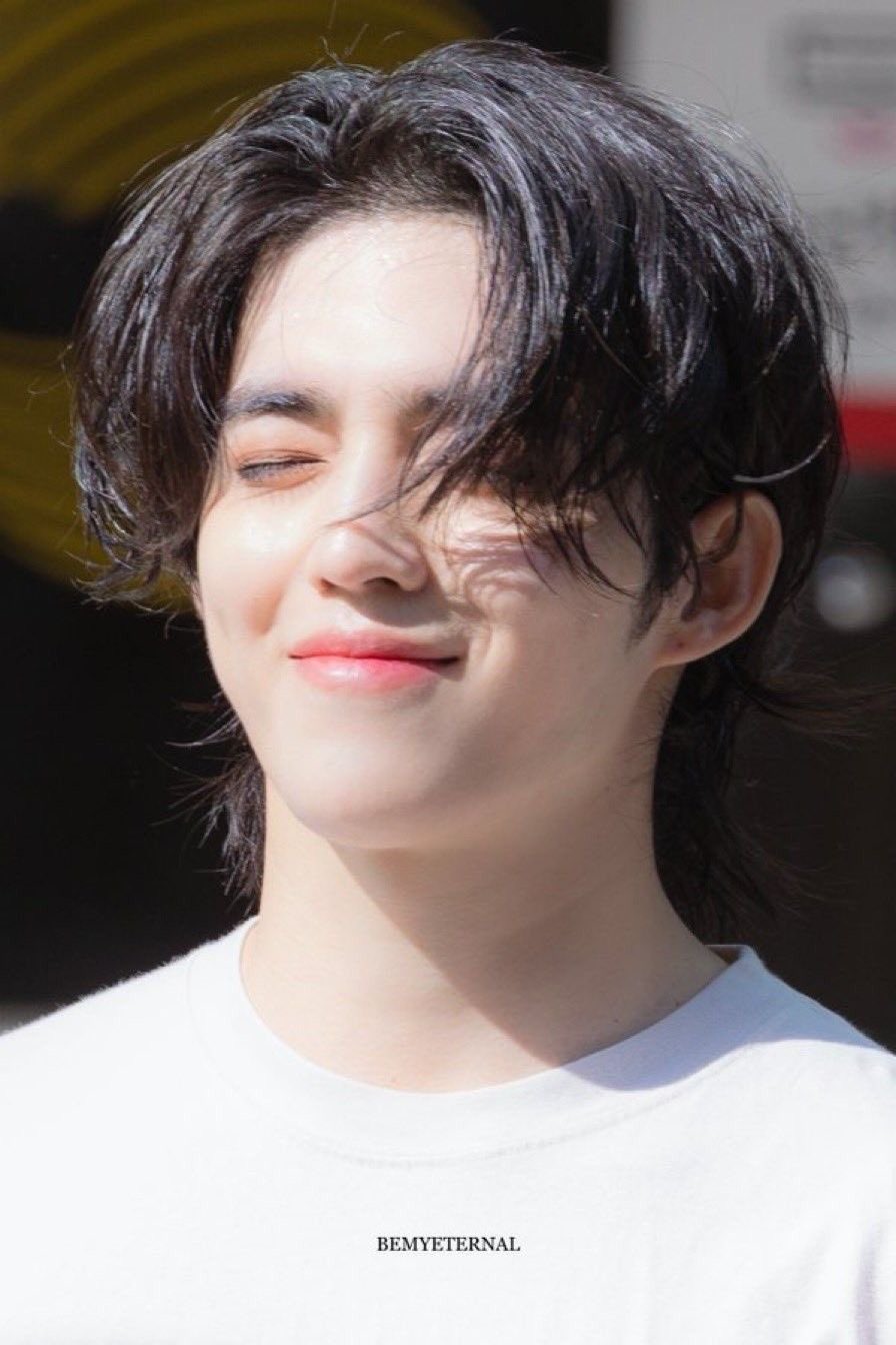 Recent activity shot of S.Coups (SEVENTEEN)