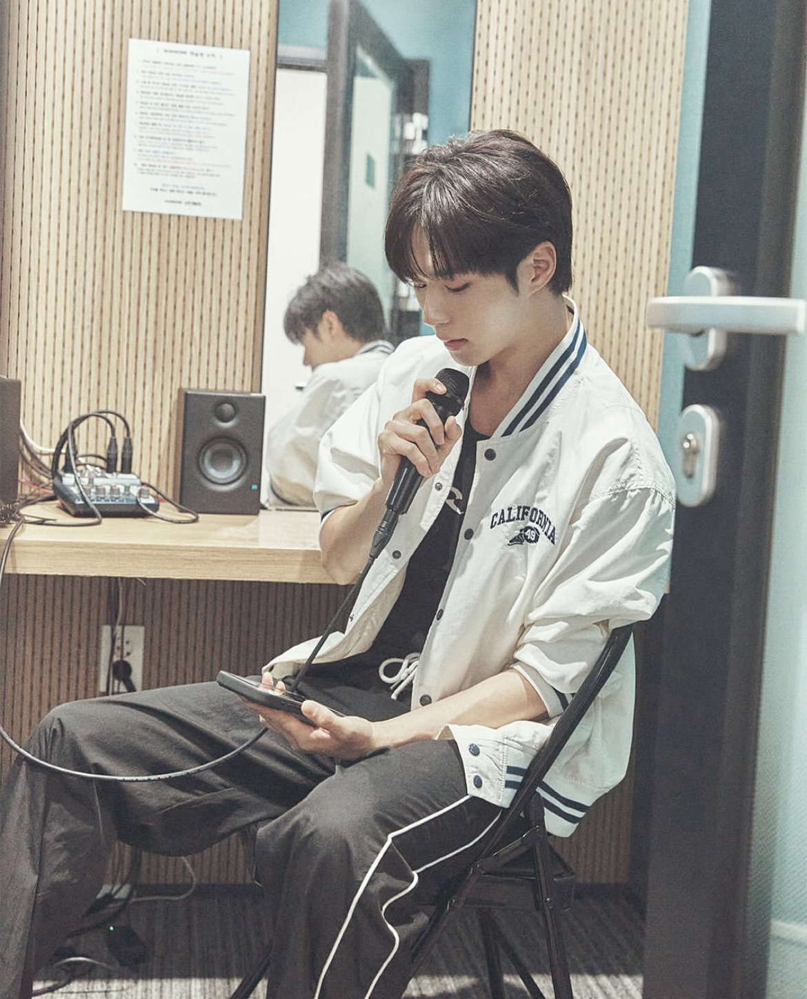 Latest photo of Kim Junseo (ALPHA DRIVE ONE)