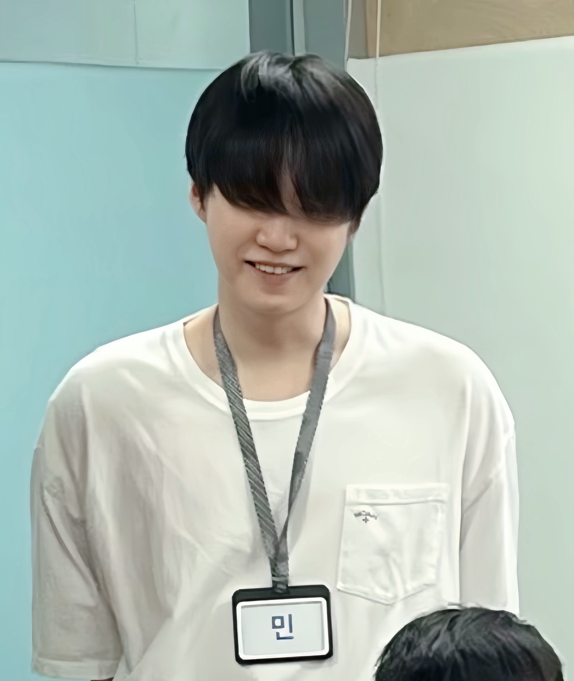 Foto aktivitas terbaru SUGA (BTS)