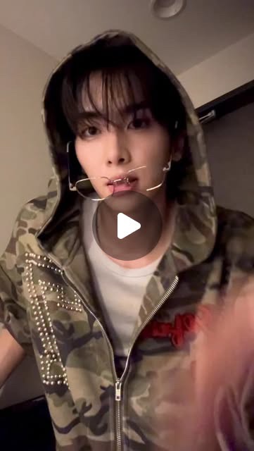 A moment captured by Xiao (UP10TION)'s fan