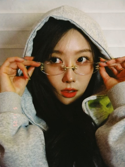 A moment captured by DREAMCATCHER's fan