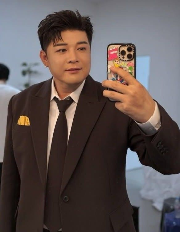 A moment captured by Shindong (Super Junior)'s fan