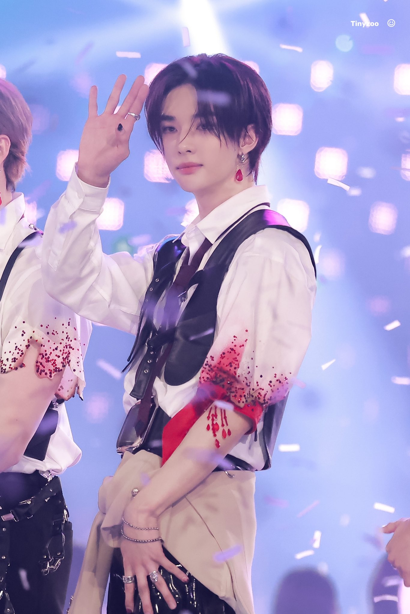 Latest photo of Hyunjin (Stray Kids)