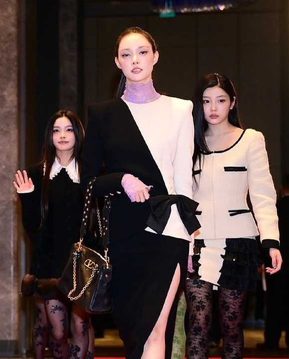 Recent activity shot of ILLIT