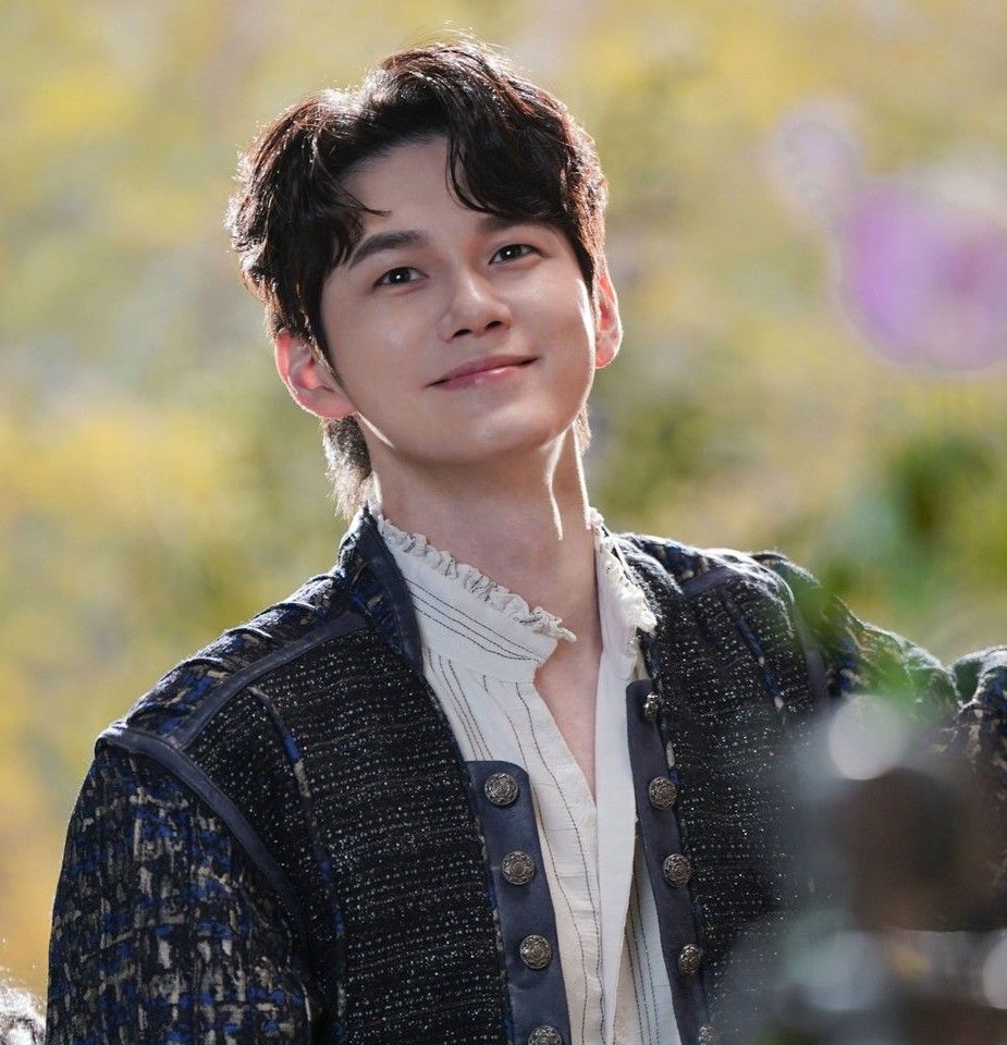 Recent activity shot of Ong Seongwu