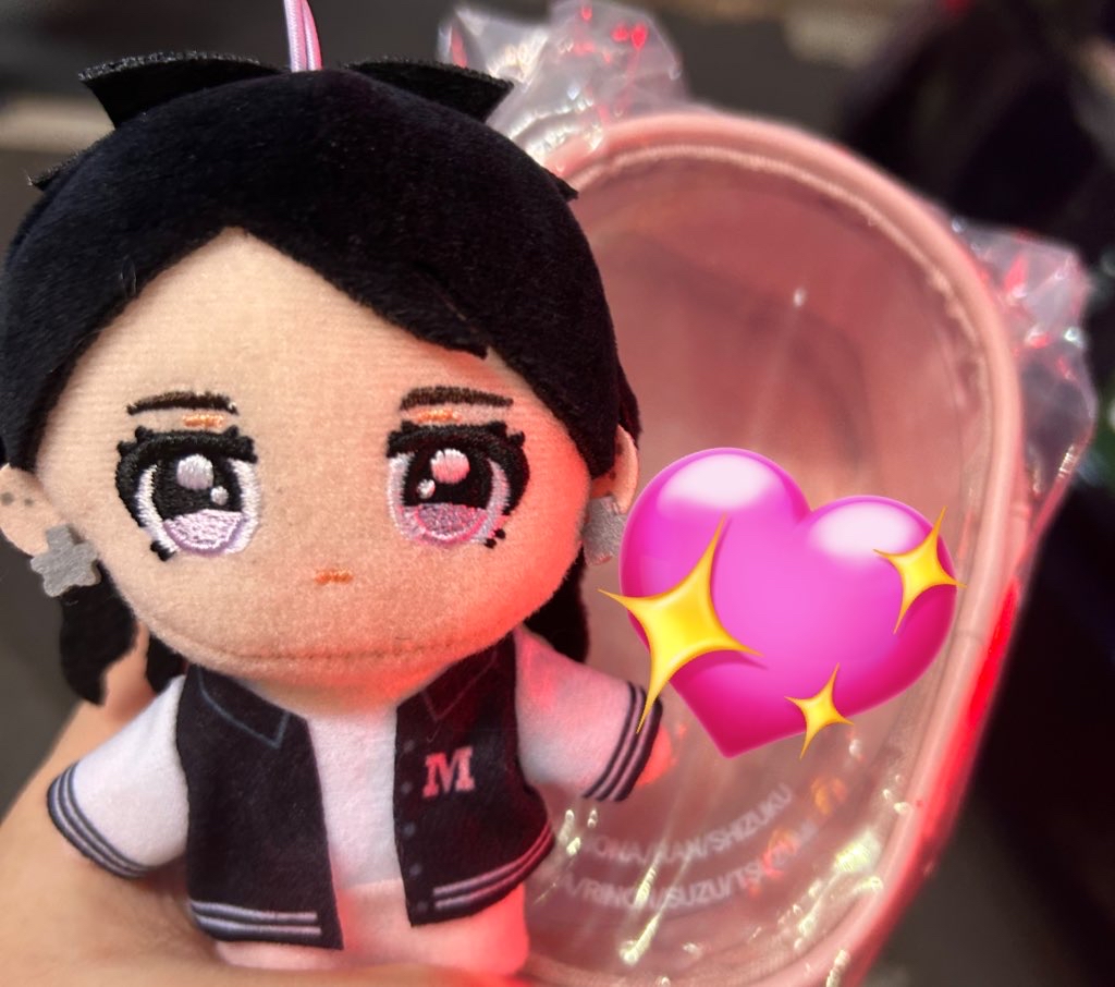 A moment captured by Sakurai Miu (ME:I)'s fan