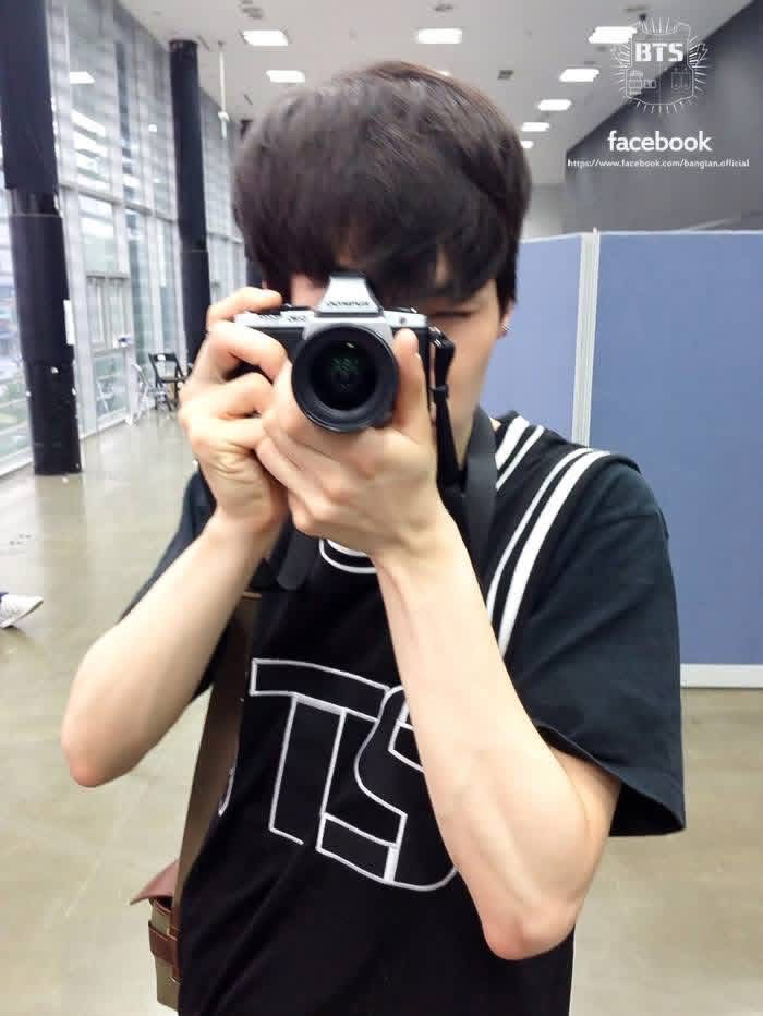 SUGA (BTS)の最近の活動写真