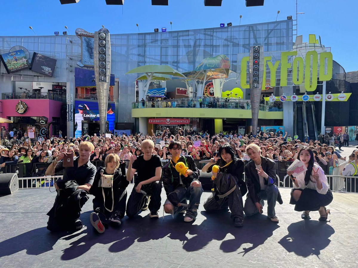 A moment captured by P1Harmony's fan
