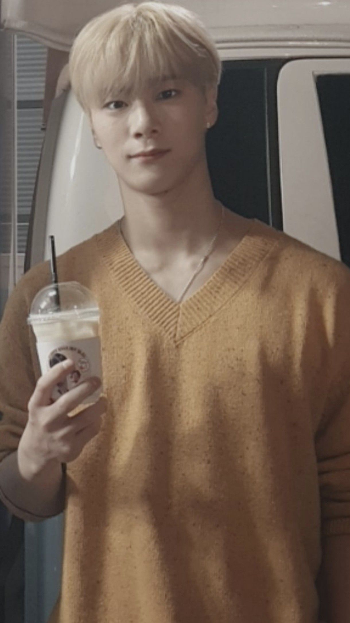 The most beloved wallpaper among Moonbin (ASTRO)'s fans