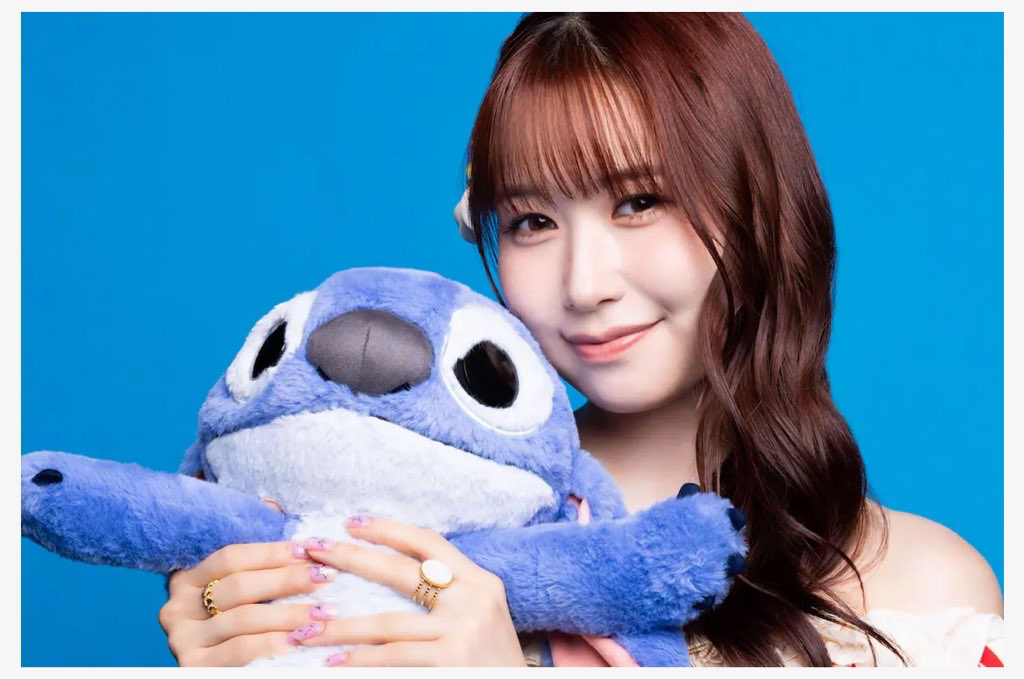 Recent activity shot of Kasahara Momona (ME:I)