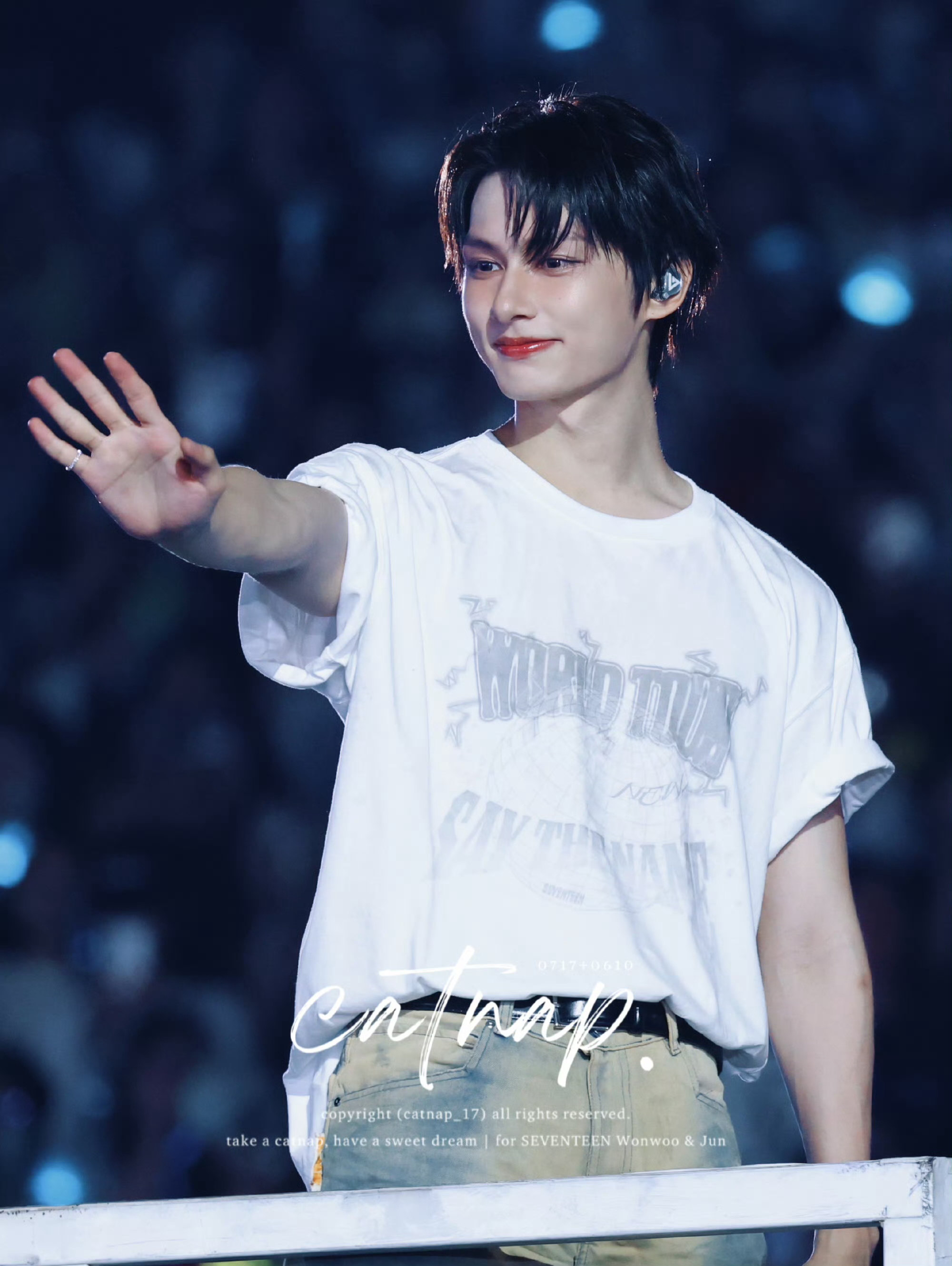 Jun (SEVENTEEN)的最新照片