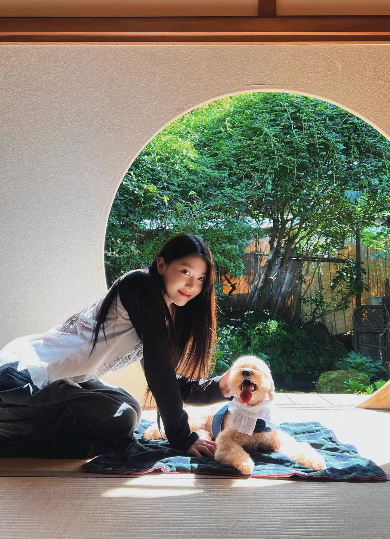 A moment captured by Xiao Ting (Kep1er)'s fan