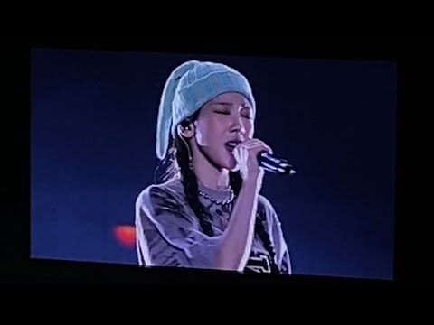 Behind-the-scenes cut of Taeyeon (Girls' Generation)
