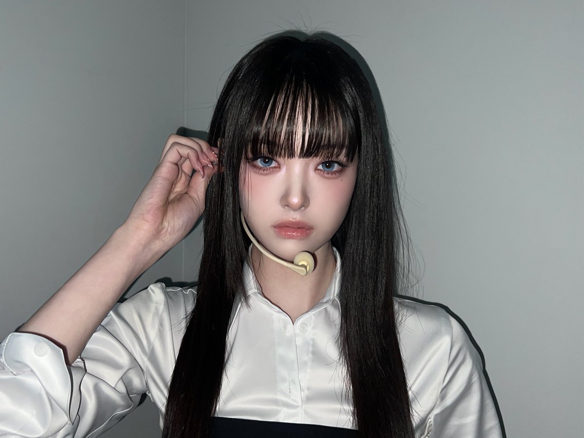 Latest photo of tripleS