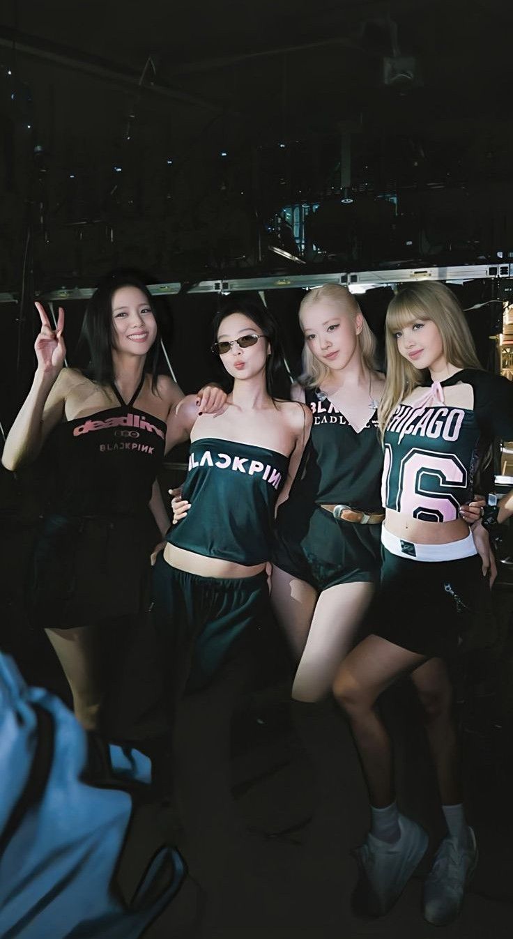 BLACKPINK의 비하인드 컷