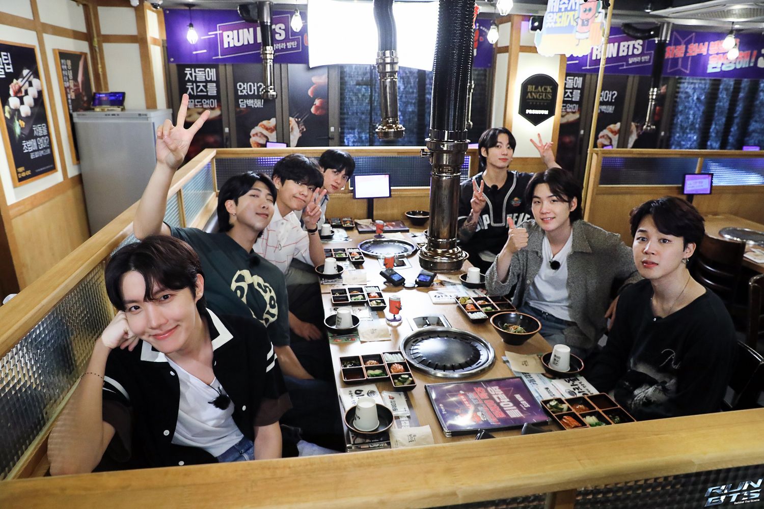 Behind-the-scenes cut of BTS