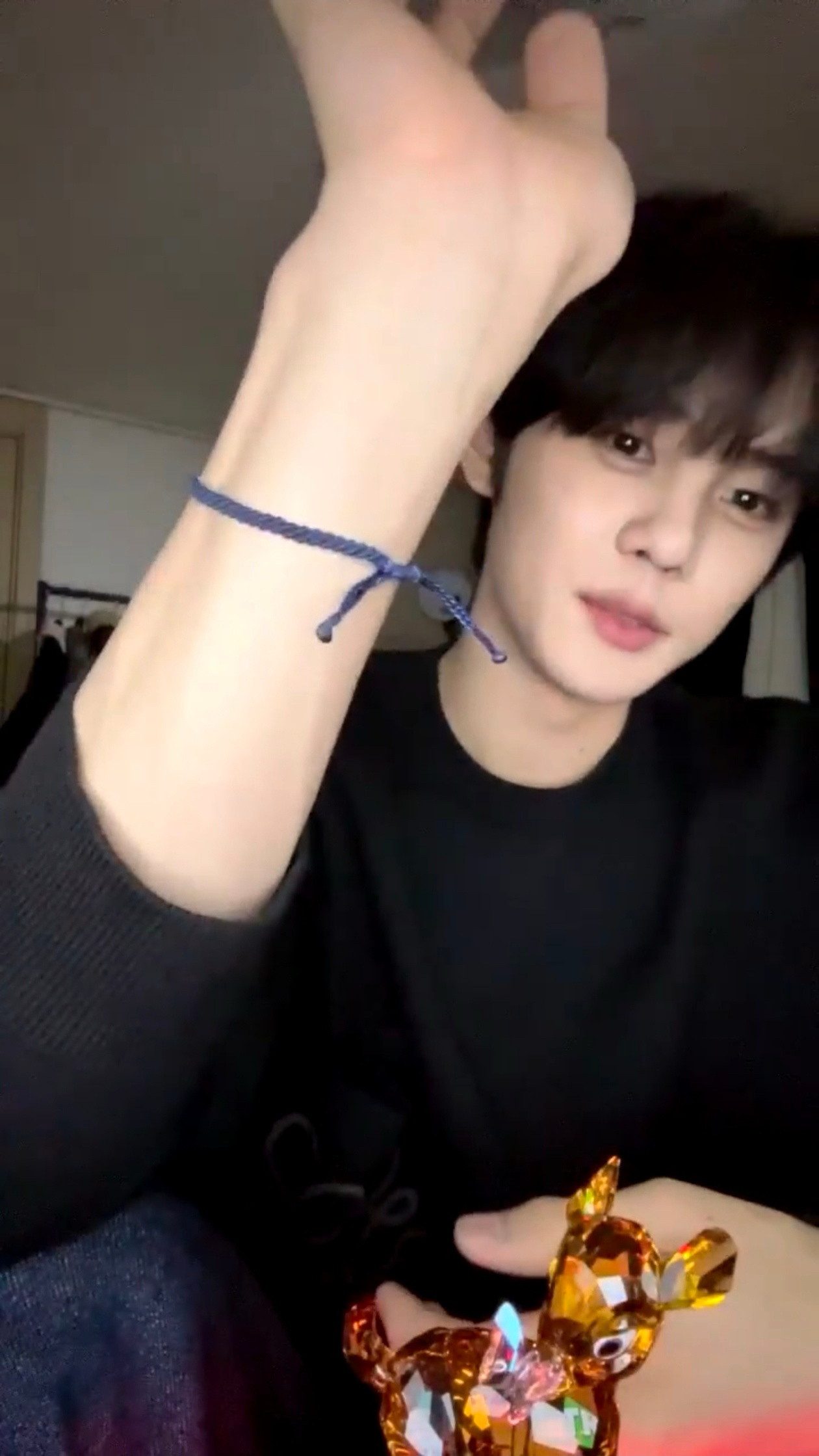 Today's most popular wallpaper in the Kim Gyuvin (ZEROBASEONE) community