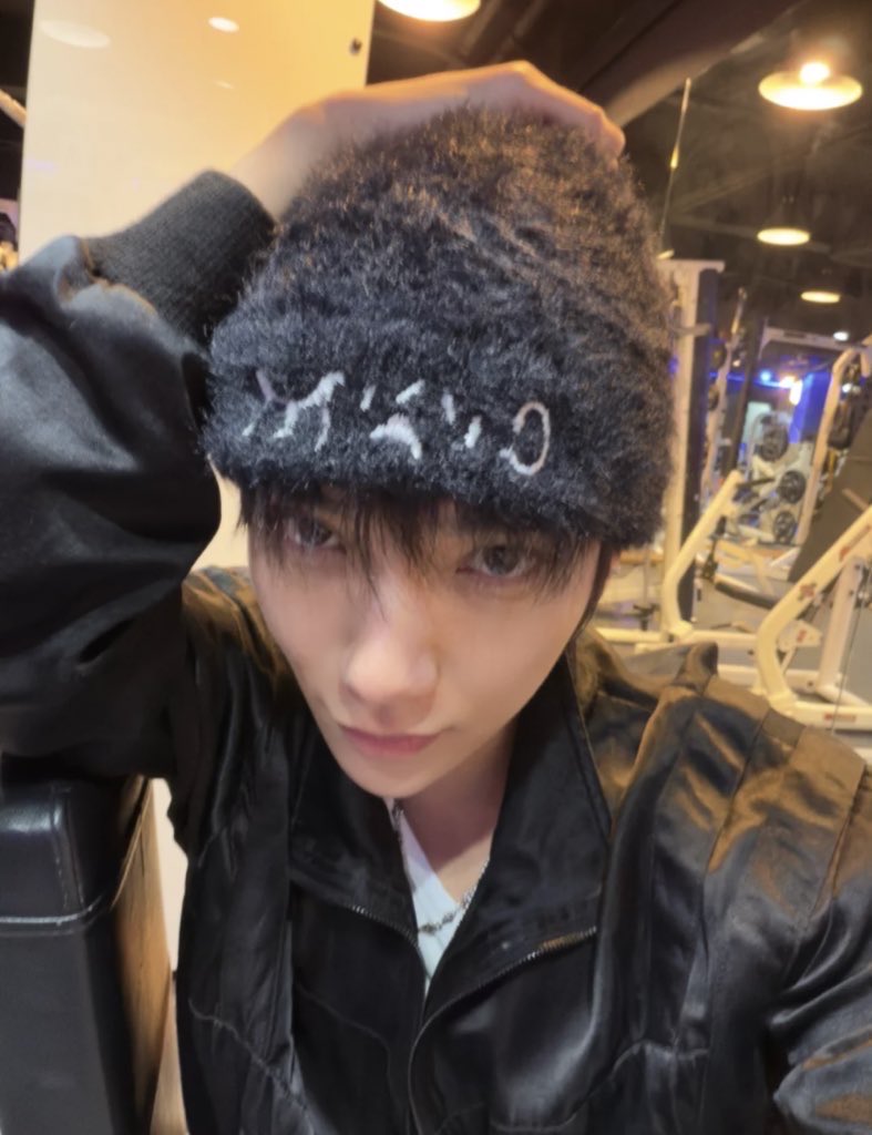 A moment captured by Joshua (SEVENTEEN)'s fan