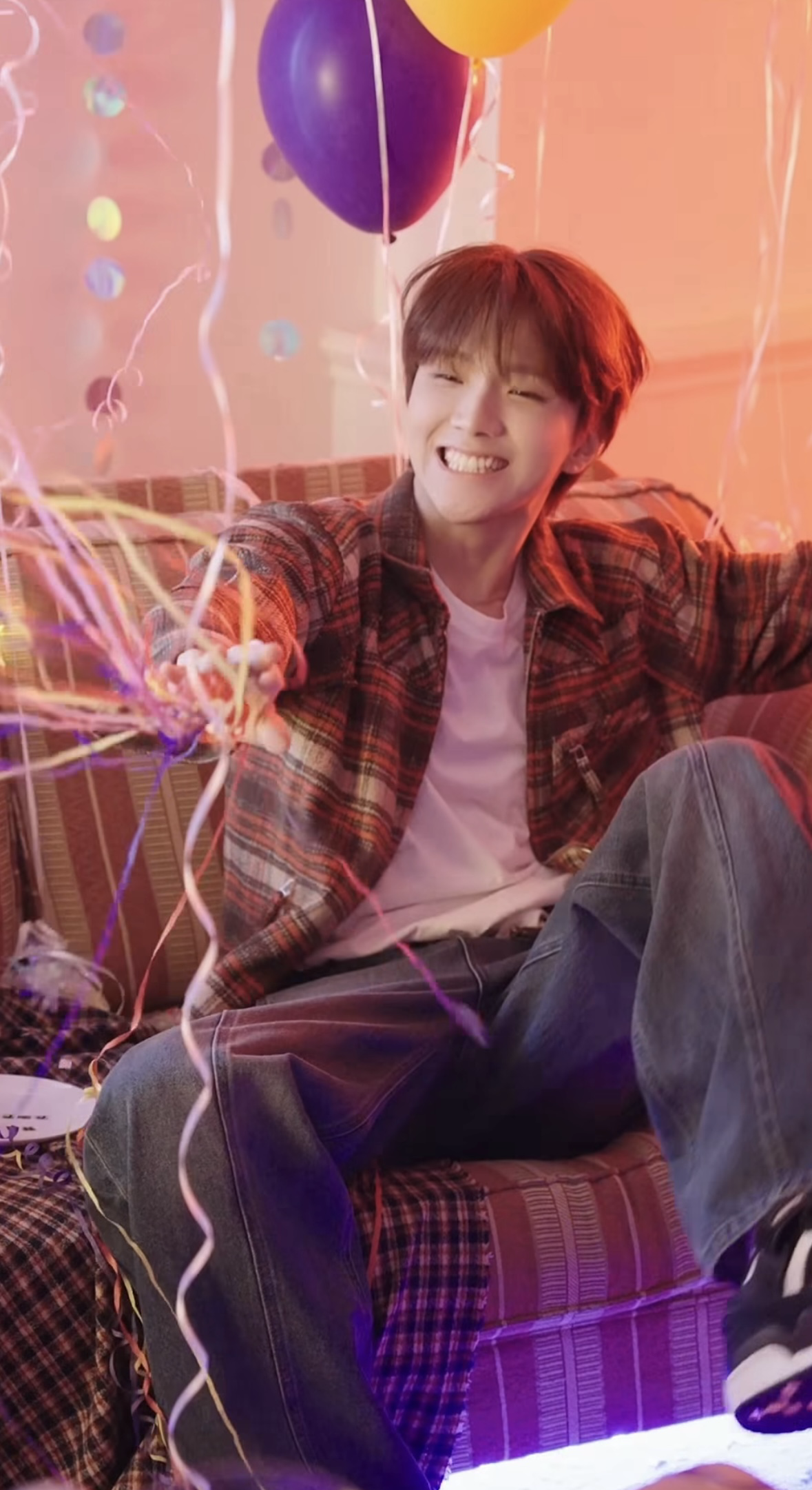 A moment captured by Woonhak (BOYNEXTDOOR)'s fan