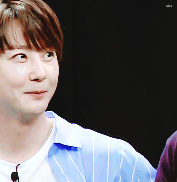 A moment captured by SHINHWA's fan