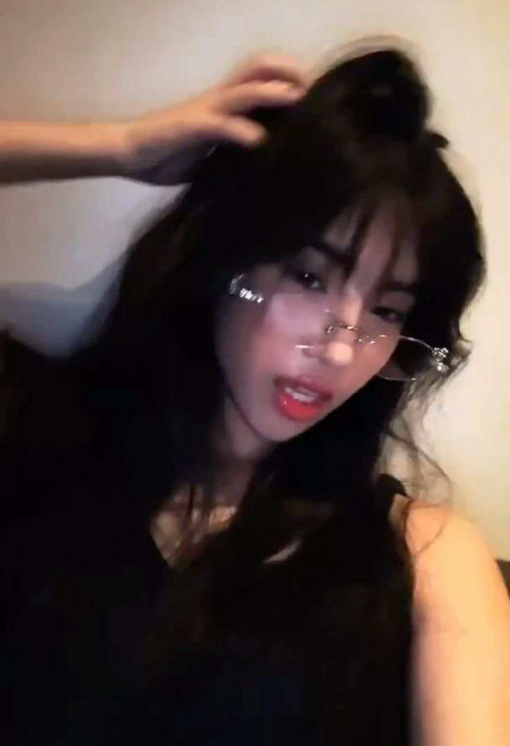 Recent activity shot of Sophia (KATSEYE)