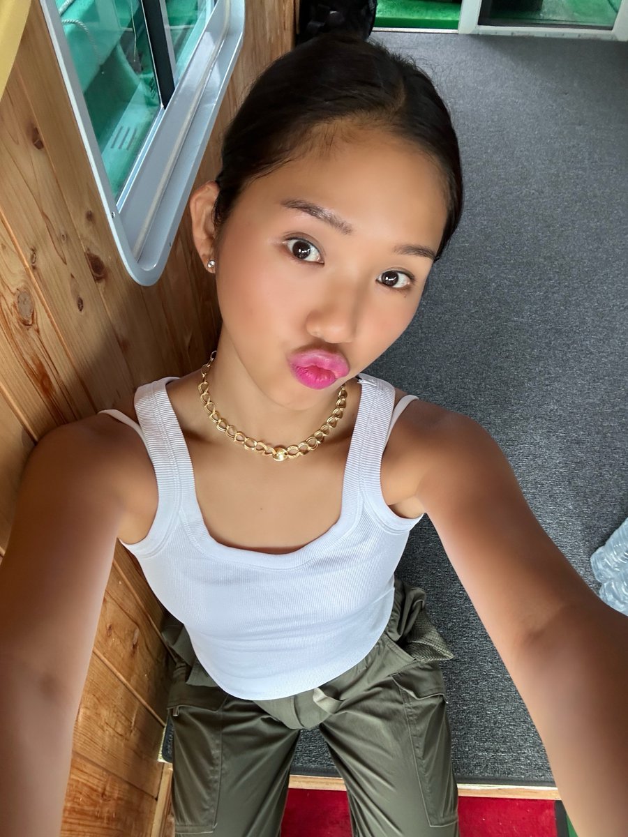 OH MY GIRL的最新活動照片