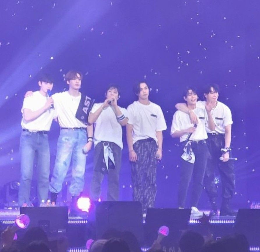 Latest photo of Moonbin (ASTRO)