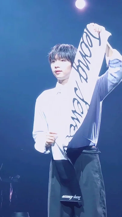 Behind-the-scenes cut of Jeong Sewoon