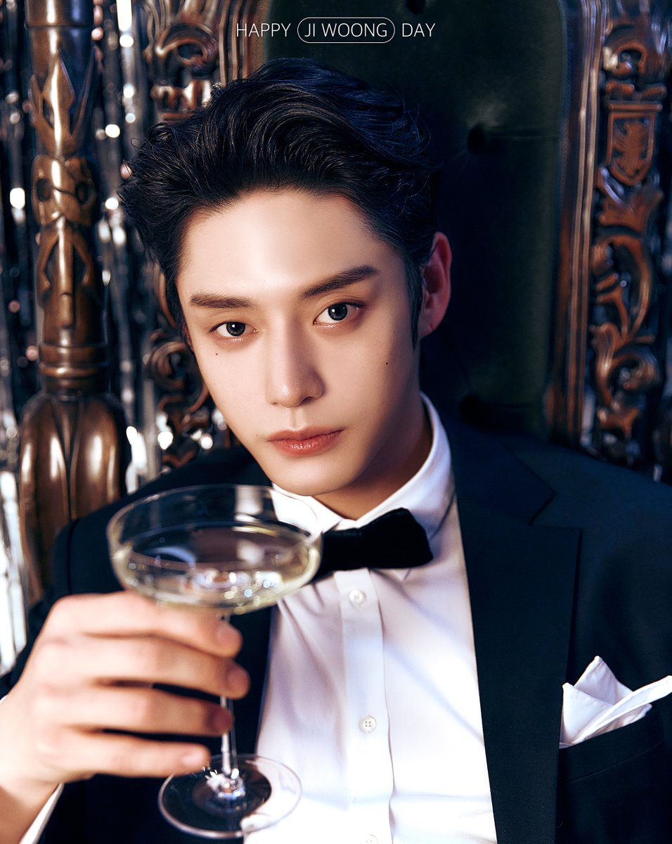 Latest photo of Kim Jiwoong (ZEROBASEONE)
