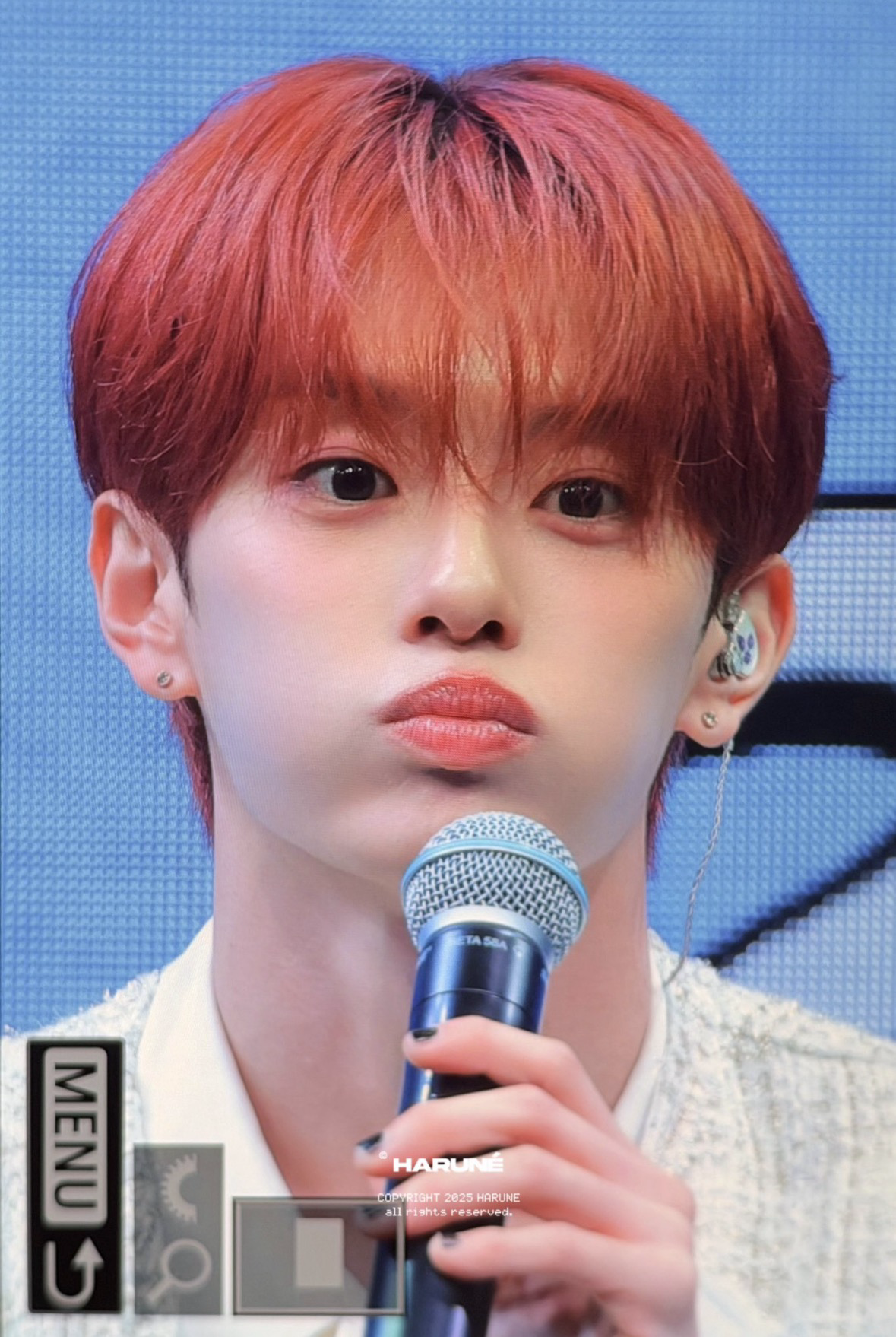 A moment captured by Kangmin (VERIVERY)'s fan