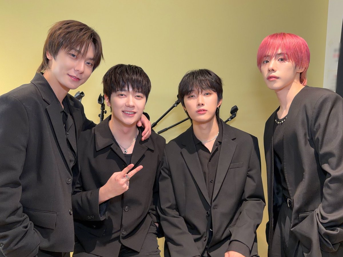 Behind-the-scenes cut of OMEGA X