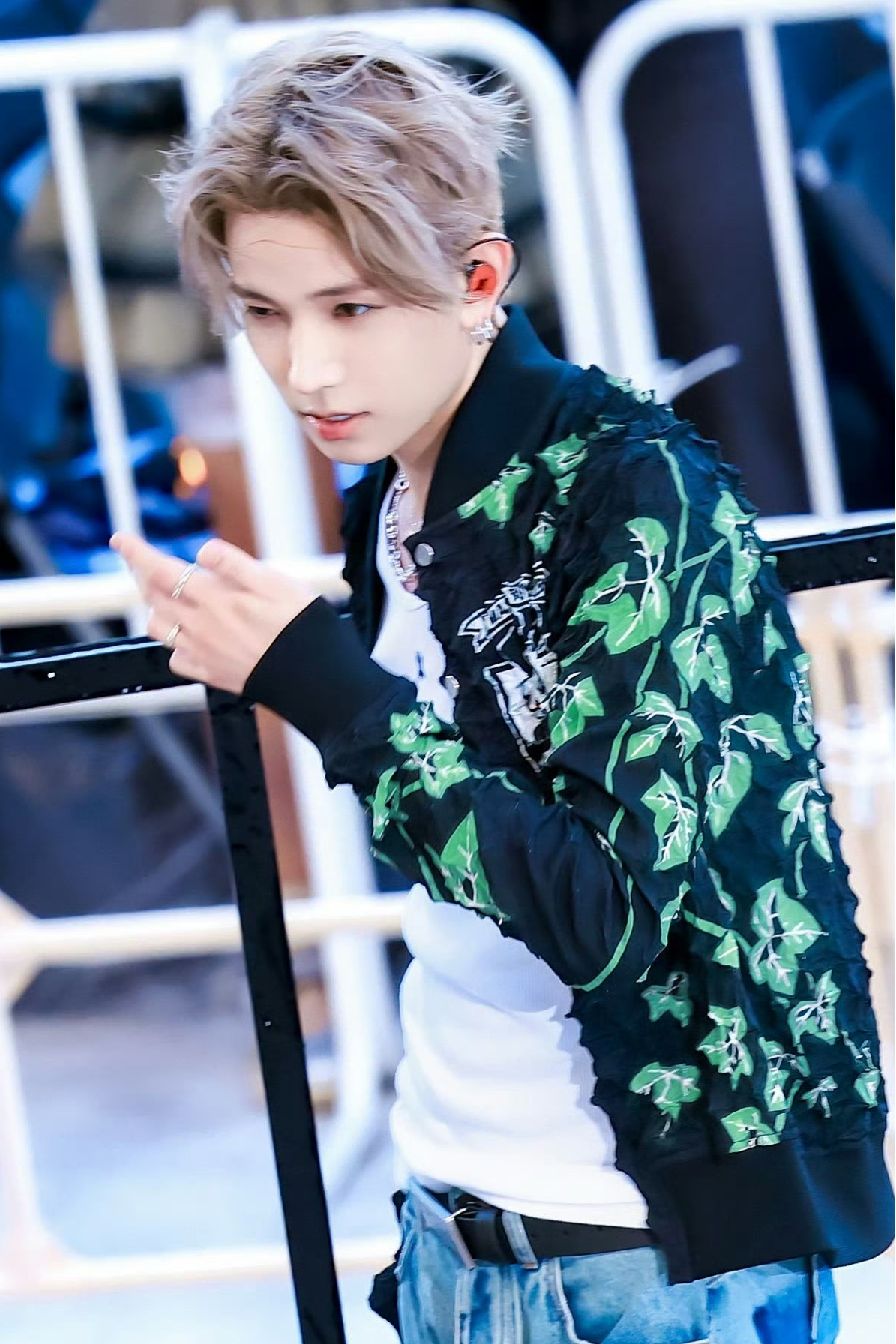Behind-the-scenes cut of Heeseung (ENHYPEN)