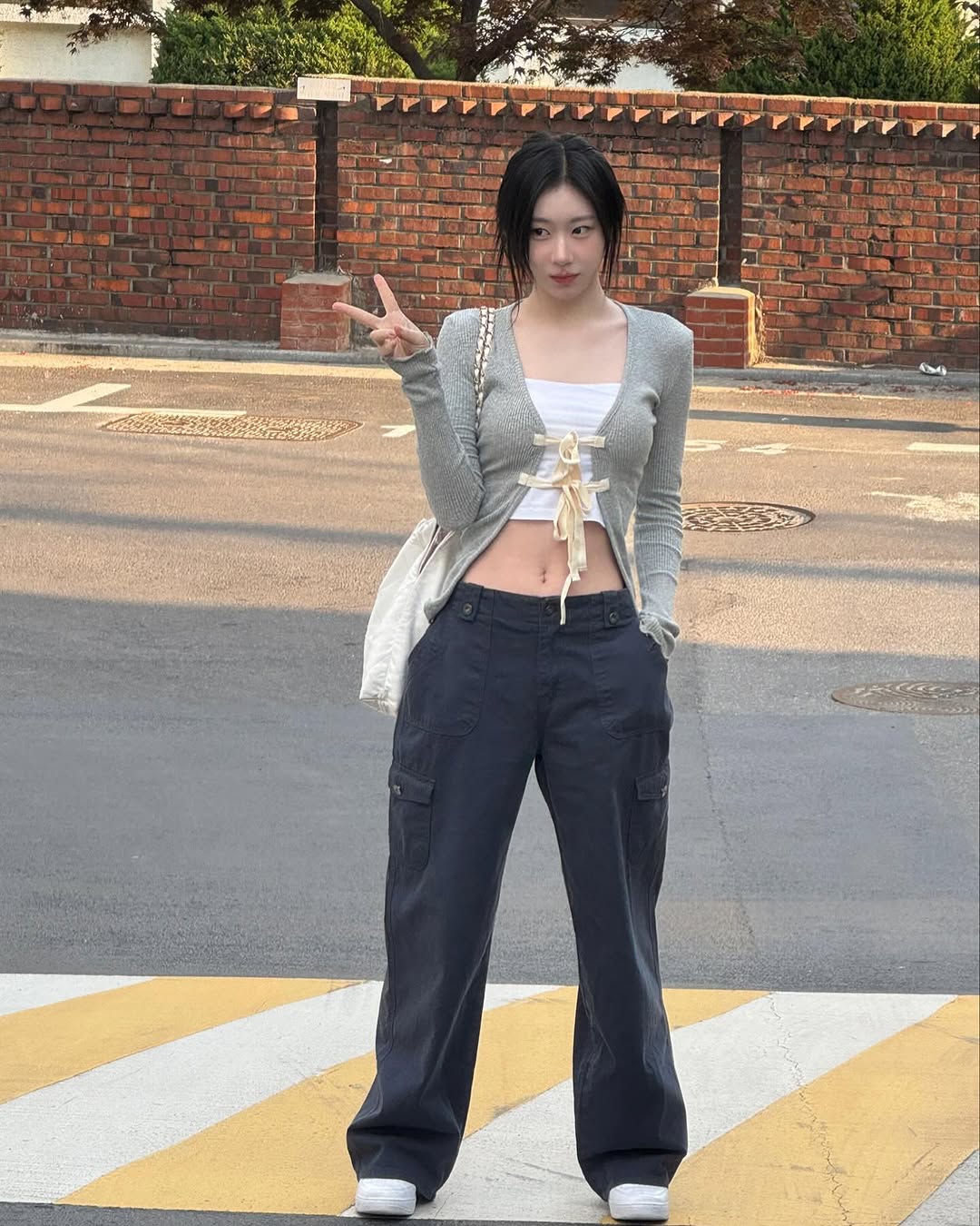 Latest photo of Chaeryeong (ITZY)