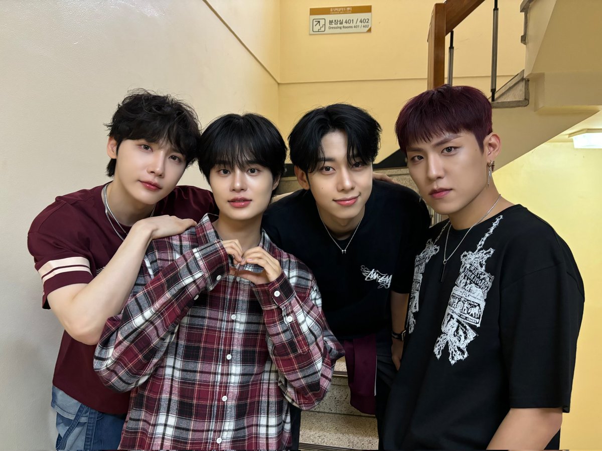 Recent activity shot of AB6IX