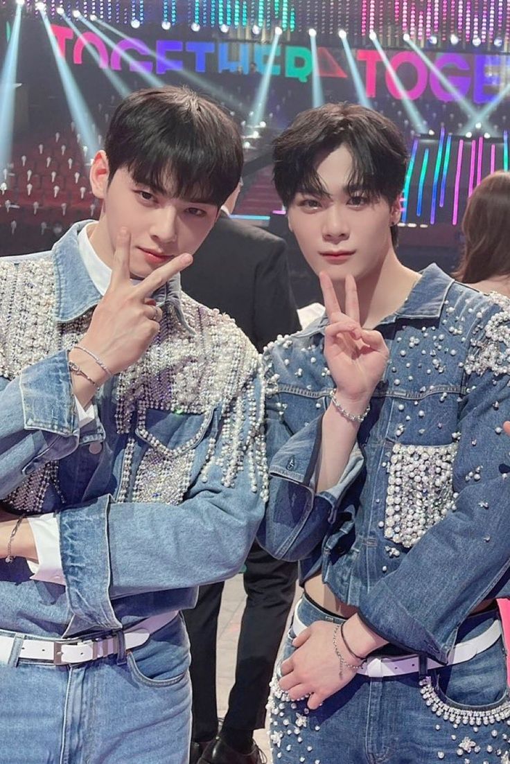 Latest photo of Moonbin (ASTRO)