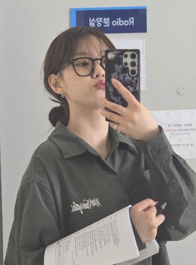 Behind-the-scenes cut of Kim Chaehyun (Kep1er)