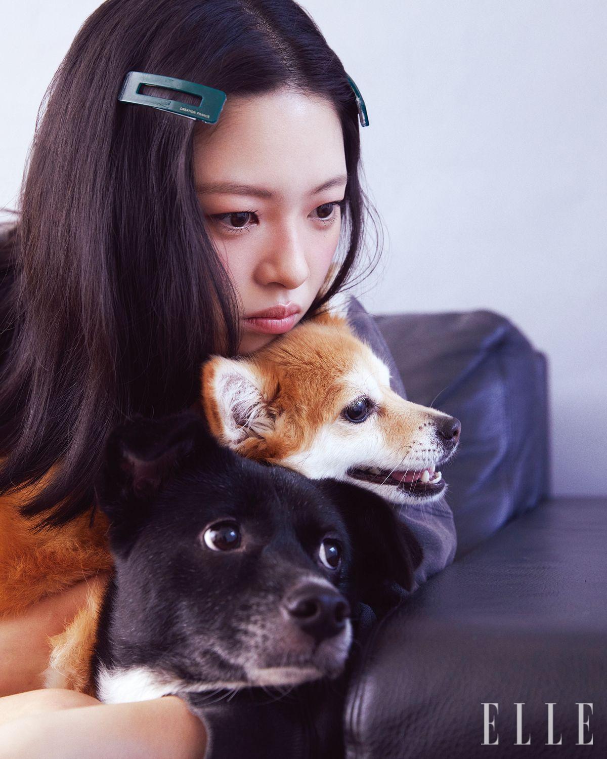 Latest photo of Jeongyeon (TWICE)