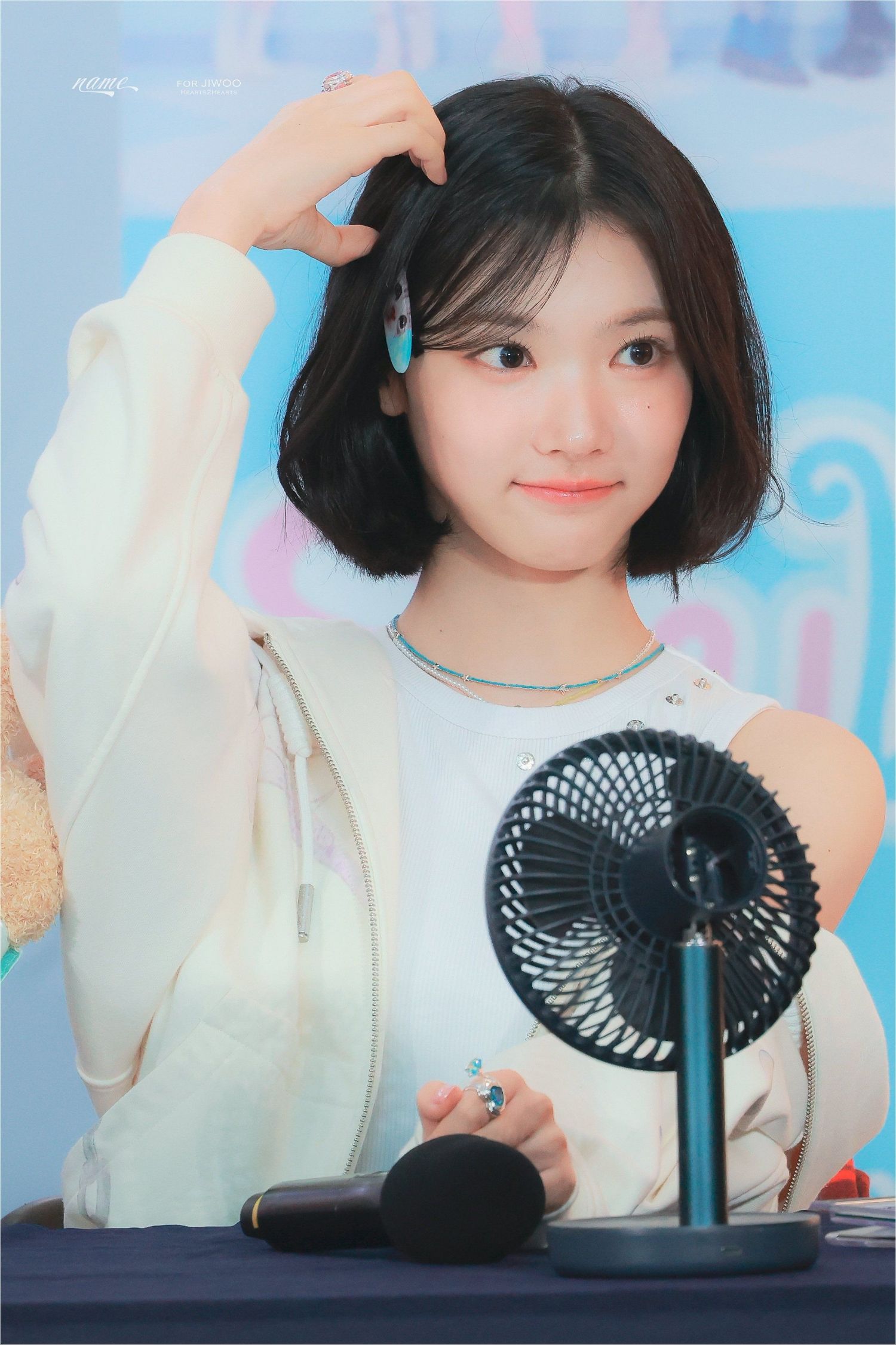 Behind-the-scenes cut of Jiwoo (Hearts2Hearts)